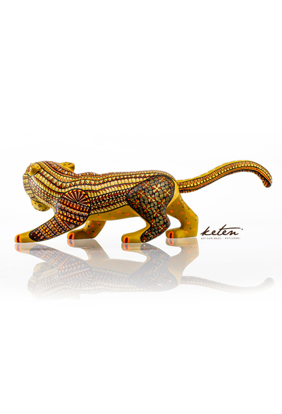 Alebrije Colorido Tonos de Amarillo Jaguar Alebrije De Madera Copal ALEBRIJES